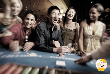 live_casinos_v_online_casinos_1